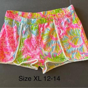 Lilly Pulitzer like new girls size XL 12-14 Pom Pom shorts